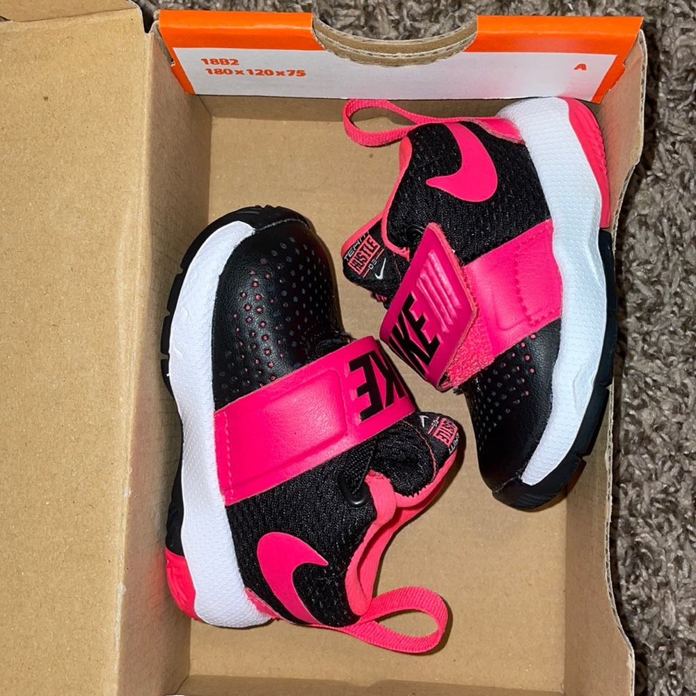 Baby Nike Shoes never worn NEW IN BOX